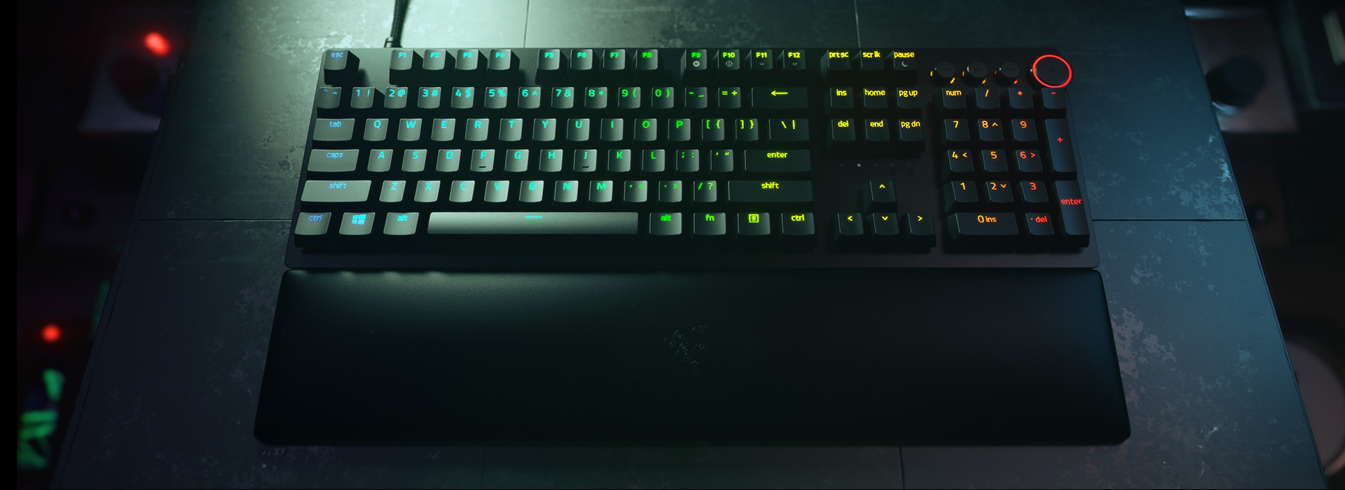 txt-razer-1