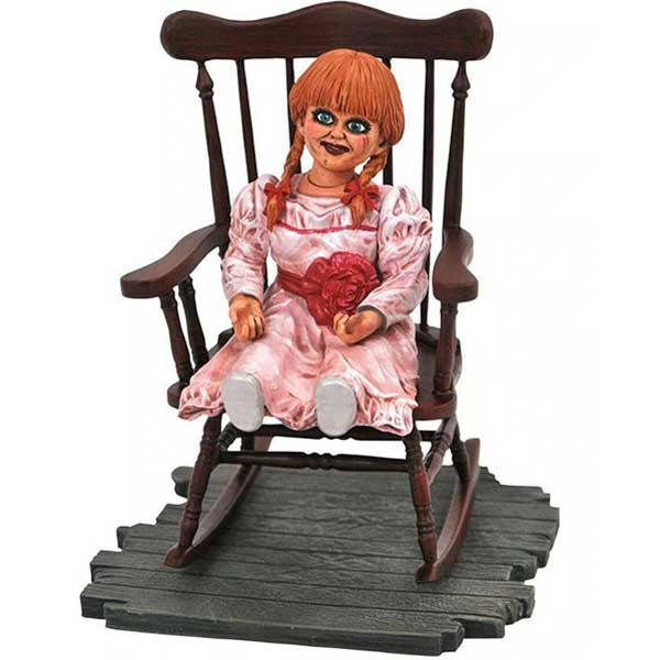 Figurka Annabelle Gallery Diorama (The Conjuring)