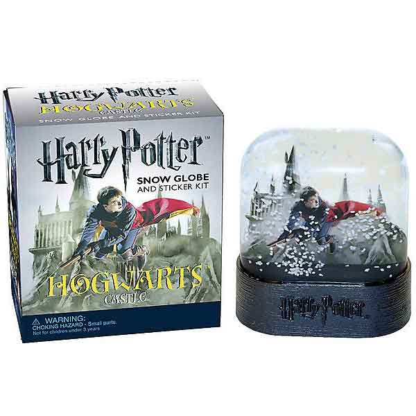 Harry Potter Hogwarts Castle Snow Globe and Sticker Kit (Miniature Editions)