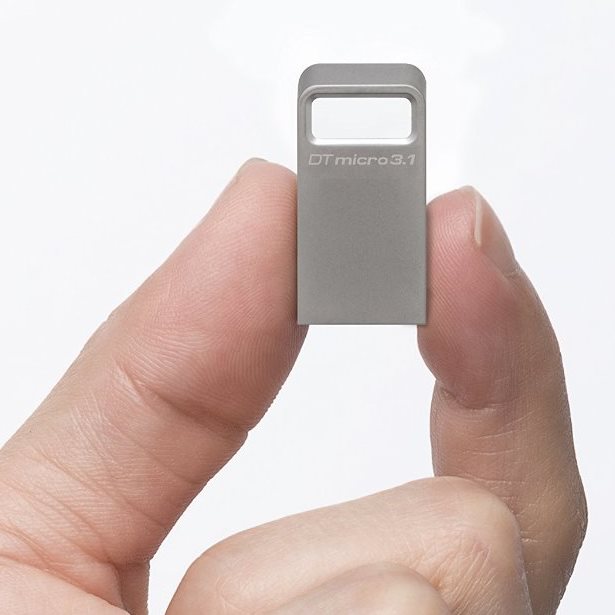USB klíč Kingston Datatraveler Mini, 32 GB, USB 3.1/3.0, Rychlost čtení až 100 MB/s, zápisu až 15MB 