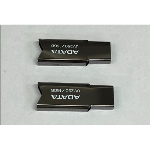 USB klíč A-DATA UV250, 16GB (AUV250-16G-RBK)