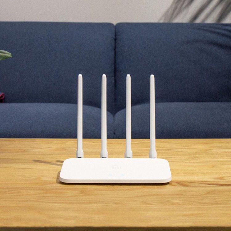 Xiaomi Mi Router 4C 300Mbps 2,4GHz 802.11bgn 2xLAN 10/100M 4anteny Xiaomi Mi Router 4C 300Mbps 2,4GHz 802.11bgn 2xLAN 10/100M 4anteny