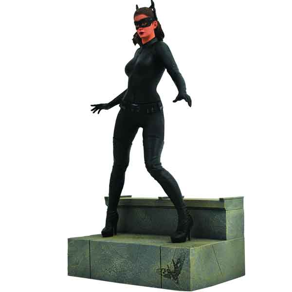 Figurka DC Movie Gallery Dark Knight Rises Catwoman PVC Diorama