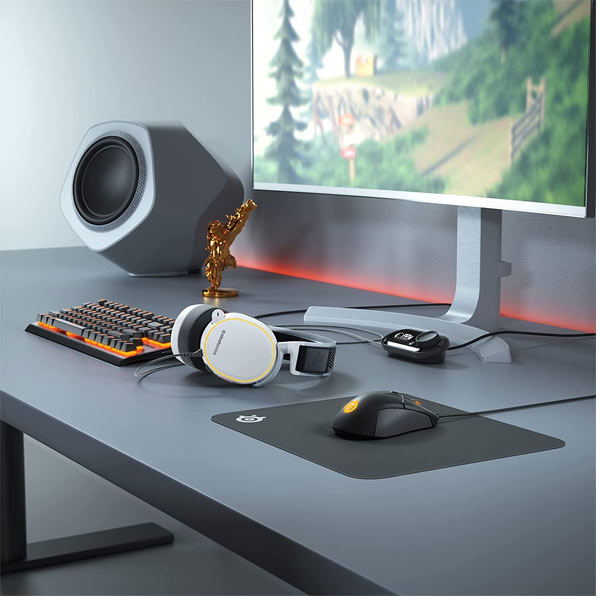 Herní sluchátka Steelseries Arctis Pro + GameDAC, white Herní sluchátka Steelseries Arctis Pro + GameDAC, white