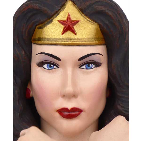 Figurka DC Classic TV Gallery Diorama Wonder Woman (DC)