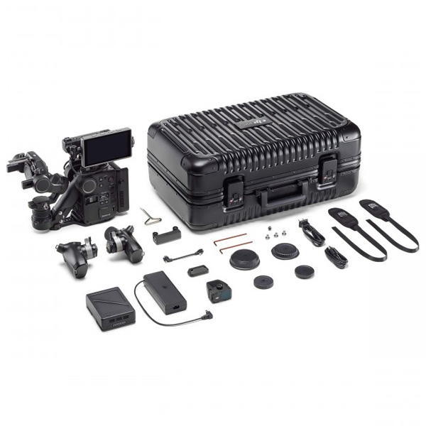 DJI Ronin 4D 4-Axis Cinema Camera 6K Combo DJI Ronin 4D 4-Axis Cinema Camera 6K Combo