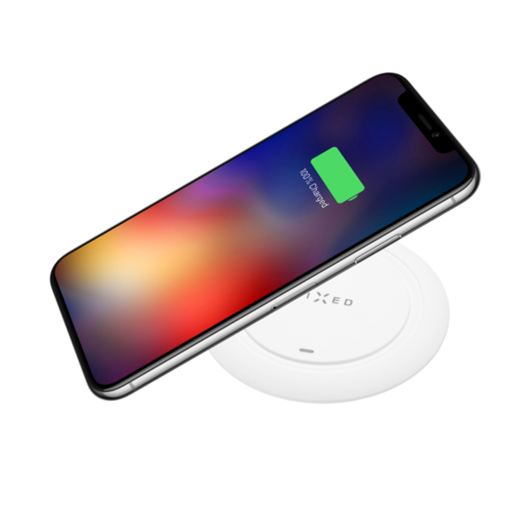 FIXED Pad Podložka pro rýchle bezdrátové nabíjení telefonu, 10 W, bílá FIXED Pad Podložka pro rýchle bezdrátové nabíjení telefonu, 10 W, bílá