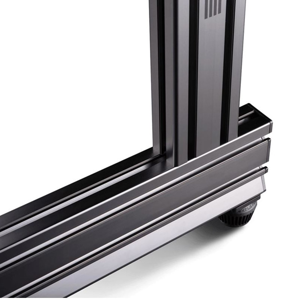 Next Level Racing ELITE Free Standing Triple Monitor Stand, stojan pro 1-3 monitory Next Level Racing ELITE Free Standing Triple Monitor Stand, stojan pro 1-3 monitory