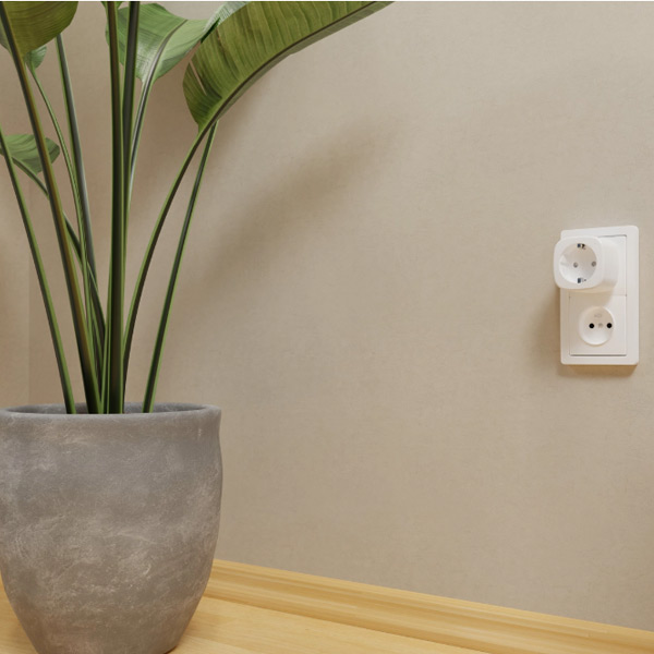 Tesla Smart Plug Tesla Smart Plug