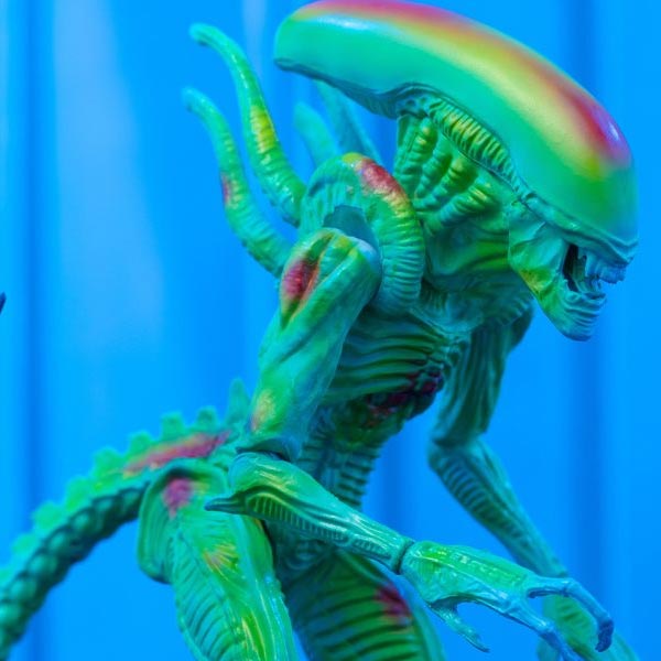 Figurka Avp Thermal Vision Alien Warrior 1/18