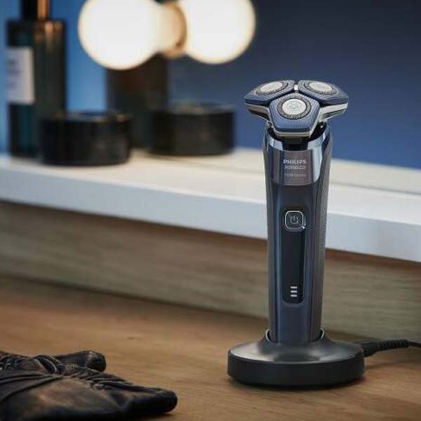 Philips Series 7000 Wet & Dry pro citlivou pleť S7885/50, pánský elektrický holicí strojek Philips Series 7000 Wet & Dry pro citlivou pleť S7885/50, pánský elektrický holicí strojek