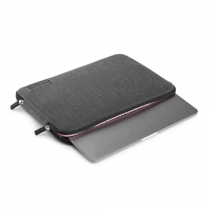 Aiino Stark Sleeve MacBook M1/M2/M3 Pro 14, MacBook Air 13.6, Air 13 & Pro 13 - Black Smoke Aiino Stark Sleeve MacBook M1/M2/M3 Pro 14, MacBook Air 13.6, Air 13 & Pro 13 - Black Smoke