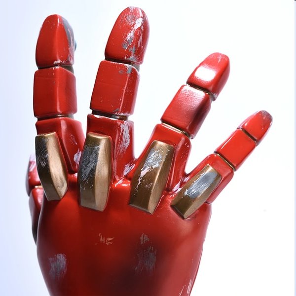 Lampa Iron Man 3D Armored Hand Desk Light Up (Marvel)