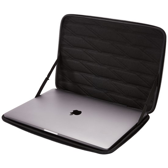 Thule Gauntlet 4 puzdro na 16" Macbook Pro čierne Thule Gauntlet 4 puzdro na 16" Macbook Pro čierne