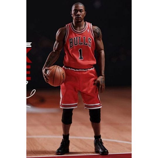 Akční figurka NBA Collection Real Masterpiece 1/6 Derrick Rose Limited Retro Edition 30 cm Akční figurka NBA Collection Real Masterpiece 1/6 Derrick Rose Limited Retro Edition 30 cm