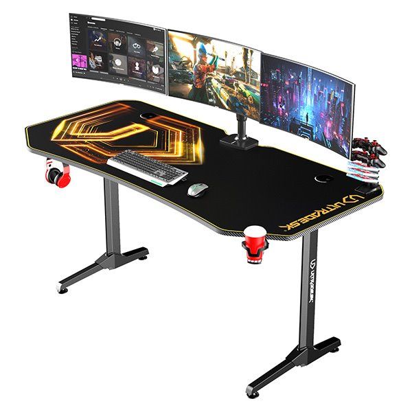 ULTRADESK herní stůl FRAG XXL GOLD, 160 x 75 cm, 75 cm, držák nápojů a sluchátek, stojan BEAM, s celoplošnou XXL podl ULTRADESK herní stůl FRAG XXL GOLD, 160 x 75 cm, 75 cm, držák nápojů a sluchátek, stojan BEAM, s celoplošnou XXL podl