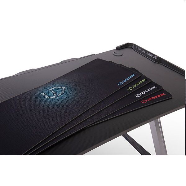 ULTRADESK herní stůl RACER, 120X64 cm, 77 cm, RGB podsvietenie, so 4 XXL podložkami pod myš, s 2 hákmi pre slúchadlá ULTRADESK herní stůl RACER, 120X64 cm, 77 cm, RGB podsvietenie, so 4 XXL podložkami pod myš, s 2 hákmi pre slúchadlá