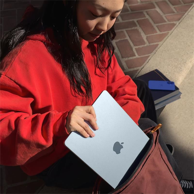 MacBook Air 13" Apple M4 10C CPU 10C GPU 24GB 512GB Strieborný SK MacBook Air 13" Apple M4 10C CPU 10C GPU 24GB 512GB Strieborný SK