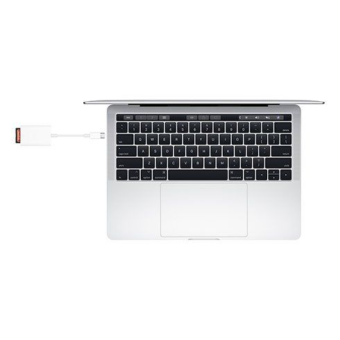 Apple USB-C to SD Card Reader Apple USB-C to SD Card Reader