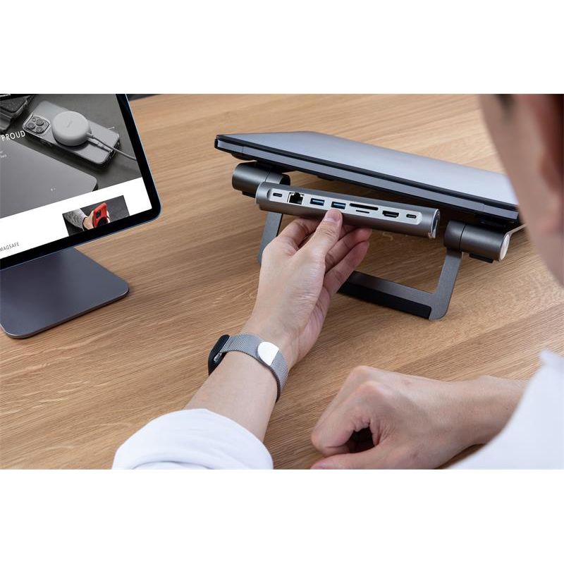 EPICO 8in1 HUB with Macbook Stand EPICO 8in1 HUB with Macbook Stand