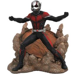 Figurka Ant Man and the Wasp Ant Man Gallery Diorama na playgosmart.cz